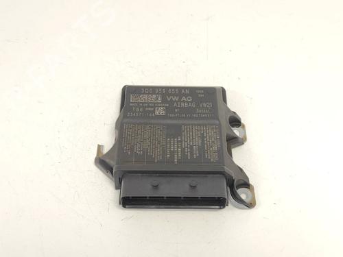Used ECU airbags ECU airbags VW PASSAT B8 Variant (3G5, CB5) 2.0 TDI 4motion (240 hp) 33777445 33777445
