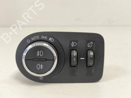 Used Headlight switch Headlight switch OPEL MERIVA B MPV (S10) 1.4 (75) (140 hp) 33788280 33788280