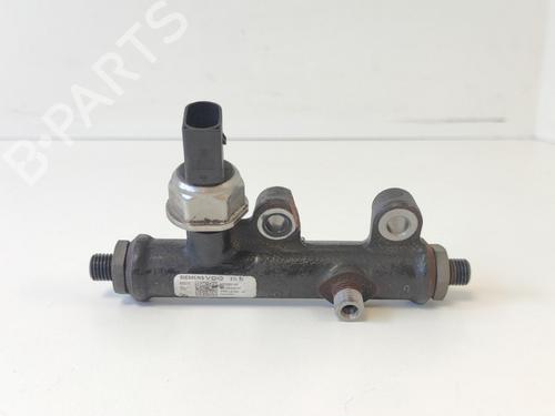 Used Injection rail Injection rail LAND ROVER DISCOVERY III (L319) 2.7 TD 4x4 (190 hp) 33776208 33776208
