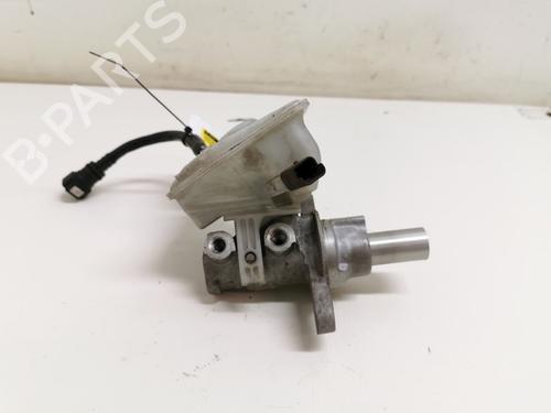 Used Brake master cylinder Brake master cylinder CITROËN C4 Coupe (LA_) 1.6 HDi (90 hp) 33779083 33779083