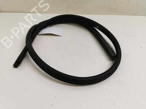 Gummiliste Gummiliste CHEVROLET SPARK (M300) 1.0 (68 hp) 33778902 33778902