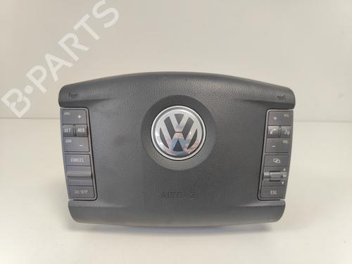 Used Driver airbag Driver airbag VW PHAETON (3D1, 3D2, 3D3, 3D4, 3D6, 3D7, 3D8, 3D9) 3.2 V6 (241 hp) 33785741 33785741