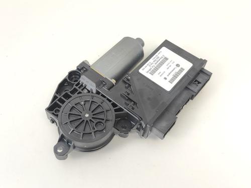 Used Electronic module Electronic module VW PHAETON (3D1, 3D2, 3D3, 3D4, 3D6, 3D7, 3D8, 3D9) 3.2 V6 (241 hp) 33785764 33785764
