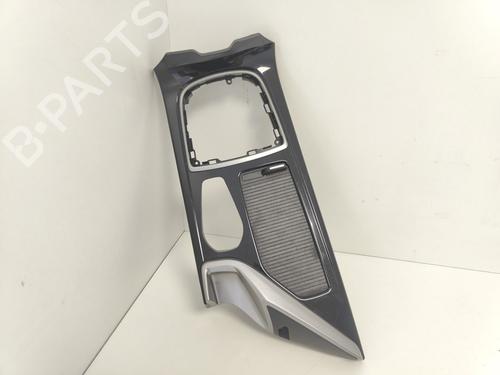 Mittelkonsole Mittelkonsole HYUNDAI i40 I CW (VF) 1.6 GDI (135 hp) 33777899 33777899