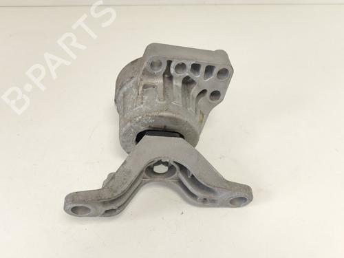 Used Engine mount Engine mount VOLVO V60 I (155) 2.0 T (203 hp) 33785962 33785962