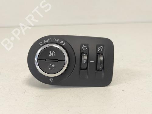 Used Headlight switch Headlight switch OPEL CORSA E (X15) 1.0 (08, 68) (115 hp) 33787937 33787937
