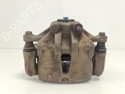 Used Right front brake caliper Right front brake caliper KIA CEE'D SW (ED) 1.6 (126 hp) 33788038 33788038