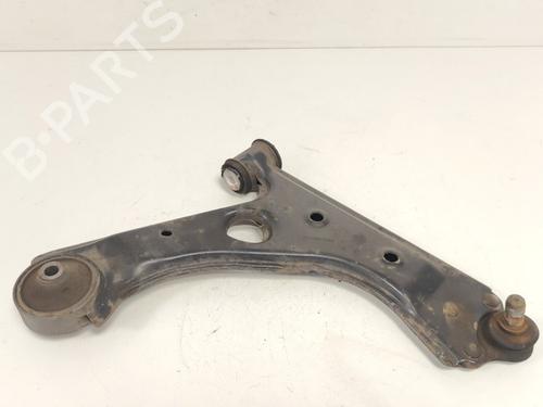 hjre-fortil-brearm-opel-corsa-e-x15-2014-33777646 main image