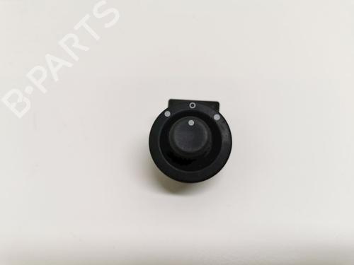Comutador espelhos Comutador espelhos RENAULT CLIO III (BR0/1, CR0/1) 1.2 16V (BR0P, CR0P) (101 hp) 33778996 33778996