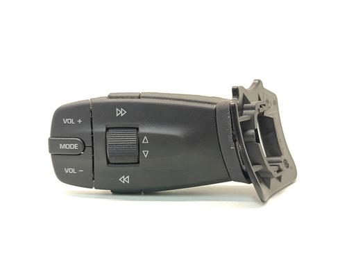 Used Steering wheel controls Steering wheel controls SEAT IBIZA IV ST (6J8, 6P8) 1.2 TDI (75 hp) 36489421 36489421