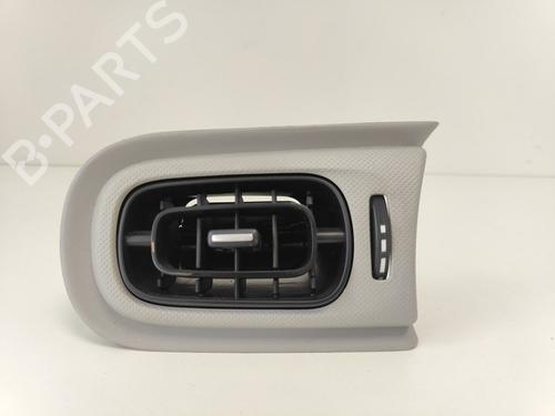 Used Air vent Air vent CITROËN C3 III (SX) 1.2 PureTech 82 (83 hp) 33785520 33785520