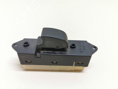 Used Switch Switch MITSUBISHI GRANDIS (NA_W) 2.4 MIVEC (NA4W) (165 hp) 33779668 33779668