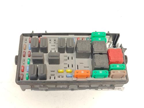 Used Fuse box Fuse box OPEL CORSA D (S07) 1.4 (L08, L68) (90 hp) 33792158 33792158