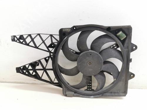 Used Radiator fan Radiator fan FIAT GRANDE PUNTO (199_) 1.3 D Multijet (75 hp) 33774606 33774606