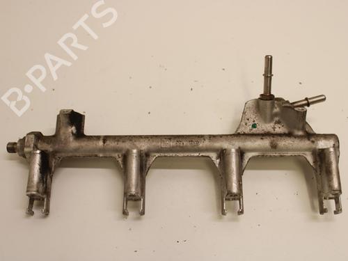 Used Injection rail Injection rail OPEL VECTRA C Estate (Z02) 2.2 direct (F35) (155 hp) 33780861 33780861