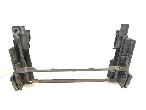 Støtte Støtte BMW 5 Touring (F11) 520 d xDrive (184 hp) 33788832 33788832