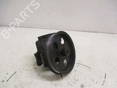 Used Steering pump Steering pump FORD MONDEO III Turnier (BWY) 1.8 16V (125 hp) 33778224 33778224