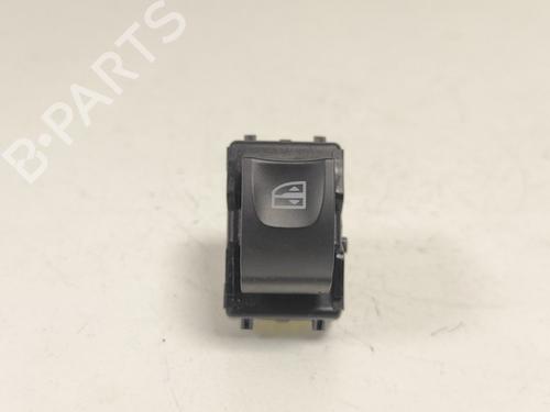 Used Switch Switch RENAULT CLIO IV Grandtour (KH_) 0.9 TCe 90 (90 hp) 33777332 33777332