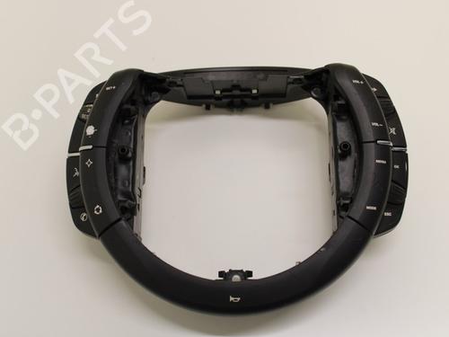 Used Steering wheel controls Steering wheel controls CITROËN C4 Picasso I MPV (UD_) 1.8 i 16V (125 hp) 33780452 33780452