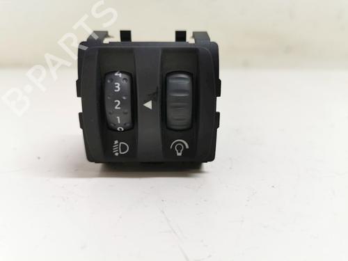 switch-renault-twingo-ii-cn0_-2007-33778986 main image