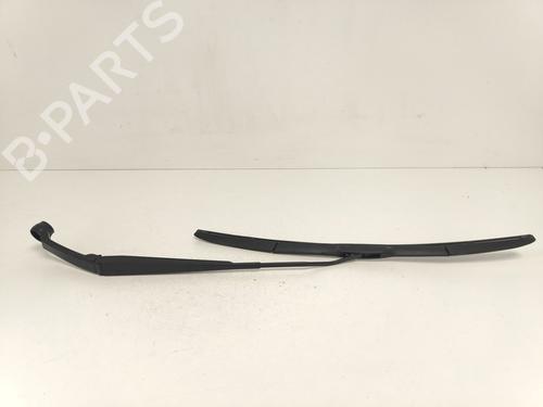 Used Front windshield wiper arm Front windshield wiper arm MITSUBISHI ASX (GA_W_) 2.0 MIVEC (GA2W) (150 hp) 33777991 33777991