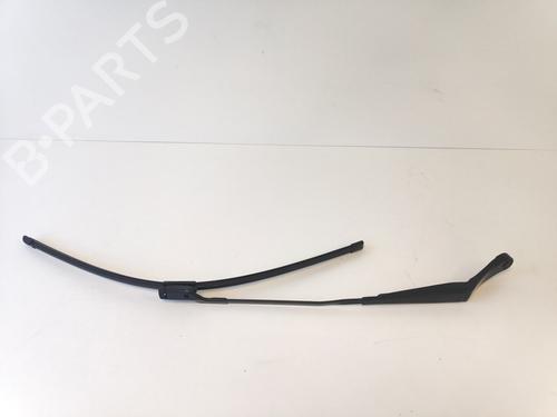 Used Front windshield wiper arm Front windshield wiper arm OPEL ASTRA K (B16) 1.6 CDTi (68) (110 hp) 33784230 33784230