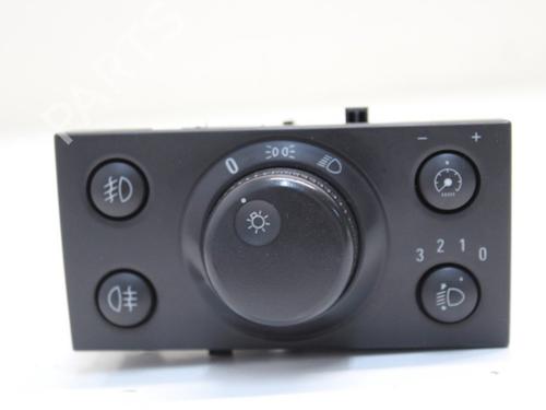 Used Headlight switch Headlight switch OPEL VECTRA C GTS (Z02) 2.2 DGi (F68) (155 hp) 33781147 33781147
