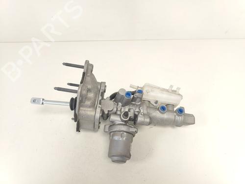 Used Brake master cylinder Brake master cylinder RENAULT ZOE Hatchback Van (BFM_) Electric (BFME) (92 hp) 33776636 33776636