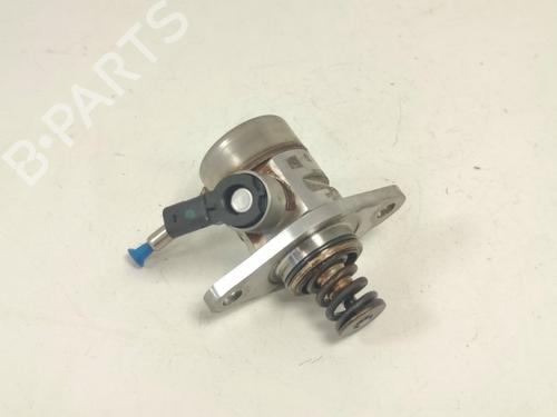 Used Injection pump Injection pump PEUGEOT 5008 II (MC_, MJ_, MR_, M4_) 1.2 THP (MRHNYH, MRHNYW, MRHNSJ, MRHNSU, MRHNSM) (131 hp) 33776766 33776766