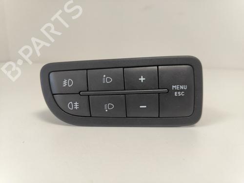 Used Headlight switch Headlight switch FIAT PUNTO (199_) 0.9 Twinair Turbo (86 hp) 33785448 33785448