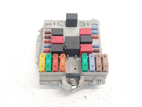 Fuse box LANCIA YPSILON (843_) 1.4 16V (843.AXC11, 843.AXC1B, 843.AXC1A) | BP33782279E1 - Image 2