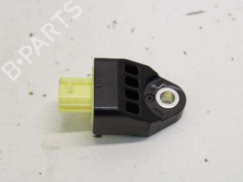 Módulo eletrónico Módulo eletrónico TOYOTA IQ (_J1_) 1.0 (KGJ10_, KGJ10R) (68 hp) 33781452 33781452