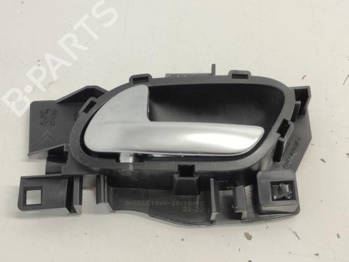 front-left-exterior-door-handle-peugeot-208-i-ca_-cc_-2012-2013-2014-2015-2016-2017-2018-2019-2020-2021-33782647 main image