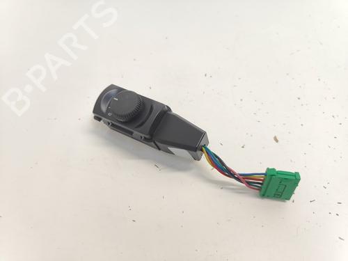 Used Climate control Climate control PEUGEOT 5008 (0U_, 0E_) 1.6 16V (156 hp) 33783735 33783735