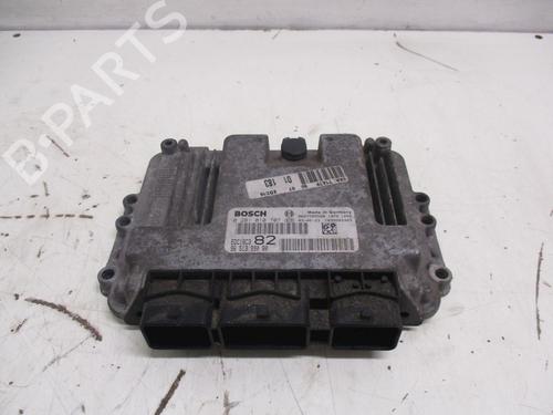 Used Engine control unit (ECU) Engine control unit (ECU) PEUGEOT 206 Hatchback (2A/C) 1.4 HDi eco 70 (68 hp) 33778396 33778396