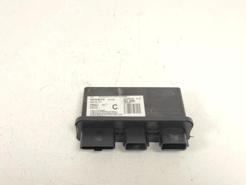 Used Lights ECU Lights ECU RENAULT CLIO III (BR0/1, CR0/1) 1.6 16V (BR05, BR0B, BR0Y, BR15, BR1J, BR1M, BR1Y, CR0B,... (112 hp) 33777529 33777529