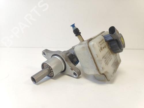 Brake master cylinder VW GOLF VI (5K1) 1.4 TSI | BP33784615M77 - Image 2