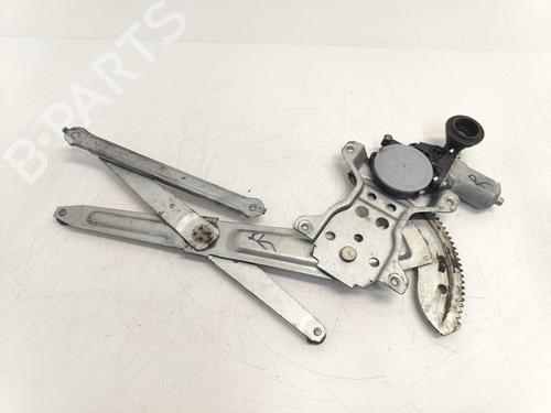 Used Front right window mechanism Front right window mechanism SUZUKI SWIFT III (MZ, EZ) 1.3 (RS413, ZC11S) (92 hp) 33783923 33783923