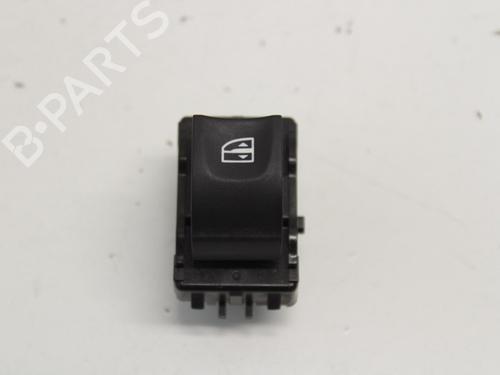 Used Switch Switch RENAULT MEGANE III Hatchback (BZ0/1_, B3_) 1.5 dCi (BZ0C) (90 hp) 33781095 33781095
