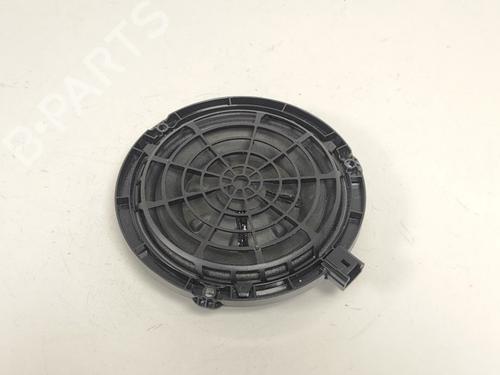 Used Speaker Speaker PEUGEOT 5008 II (MC_, MJ_, MR_, M4_) 1.2 THP (MRHNYH, MRHNYW, MRHNSJ, MRHNSU, MRHNSM) (131 hp) 33776791 33776791