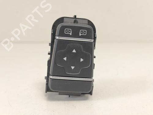 Comando specchietti Comando specchietti RENAULT CLIO IV Grandtour (KH_) 0.9 TCe 90 (90 hp) 33786125 33786125