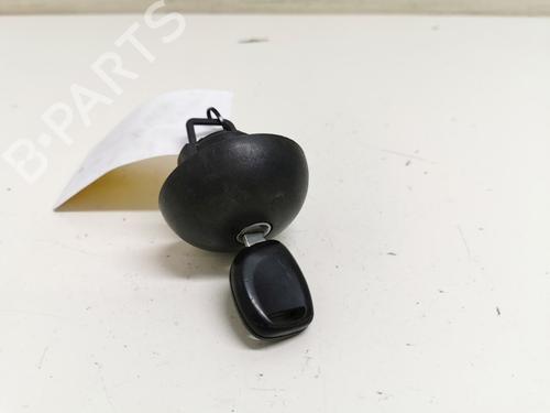 Tankdæksel Tankdæksel RENAULT CLIO II (BB_, CB_) 1.2 (BB0A, BB0F, BB10, BB1K, BB28, BB2D, BB2H, CB0A,... (58 hp) 33779129 33779129