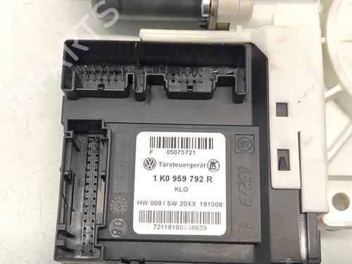 Electronic module VW GOLF PLUS V (5M1, 521) 1.6 | BP38681271M83 - Image 3