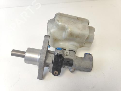 Brake master cylinder VW GOLF VI (5K1) 1.4 TSI | BP33784615M77 - Image 3