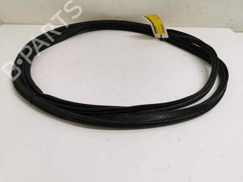 Used Rubber door seal Rubber door seal SEAT IBIZA III (6L1) 1.2 (64 hp) 33778930 33778930
