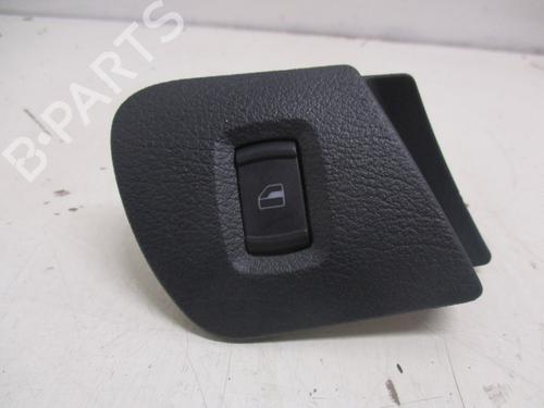 Used Switch Switch SKODA OCTAVIA I Combi (1U5) 1.6 (101 hp) 33778206 33778206