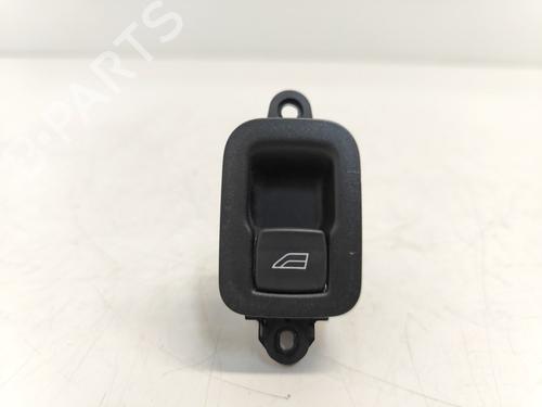 Used Switch Switch VOLVO V50 (545) 2.0 D (136 hp) 33783988 33783988