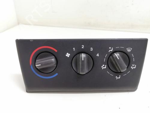 Used Climate control Climate control OPEL VECTRA B Estate (J96) 1.6 i 16V (F35) (100 hp) 33779225 33779225