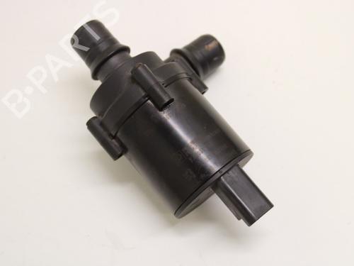 Used Auxiliary water pump Auxiliary water pump CITROËN DS5 2.0 HDi 200 Hybrid4 All-wheel Drive (200 hp) 33780577 33780577