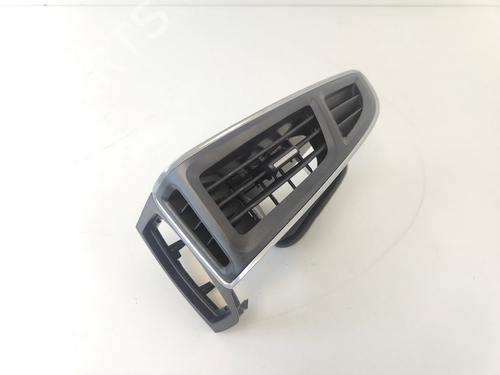 Used Air vent Air vent FORD FOCUS III 1.0 EcoBoost (100 hp) 33776443 33776443